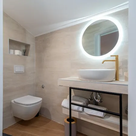 Andreis Luxury Retreat