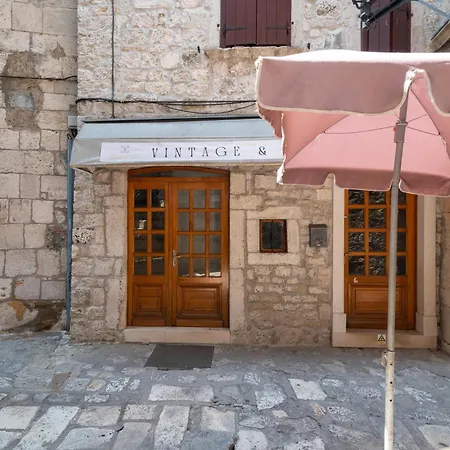 Andreis Luxury Retreat Bed & Breakfast 3*