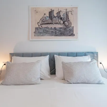 Andreis Luxury Retreat 特罗吉尔