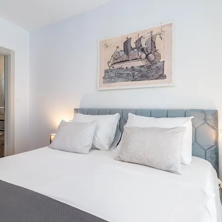 Andreis Luxury Retreat 住宿加早餐酒店 3*