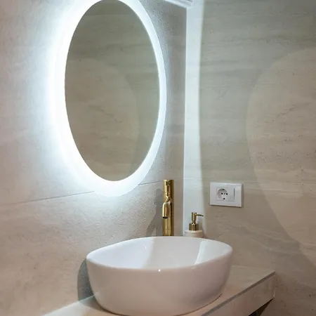 住宿加早餐酒店 Andreis Luxury Retreat