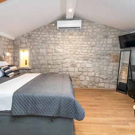 Bed and breakfast Andreis Luxury Retreat