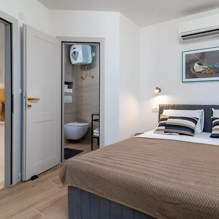 Panzió Andreis Luxury Retreat Trogir
