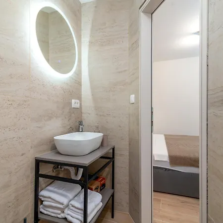 Andreis Luxury Retreat Bed & Breakfast