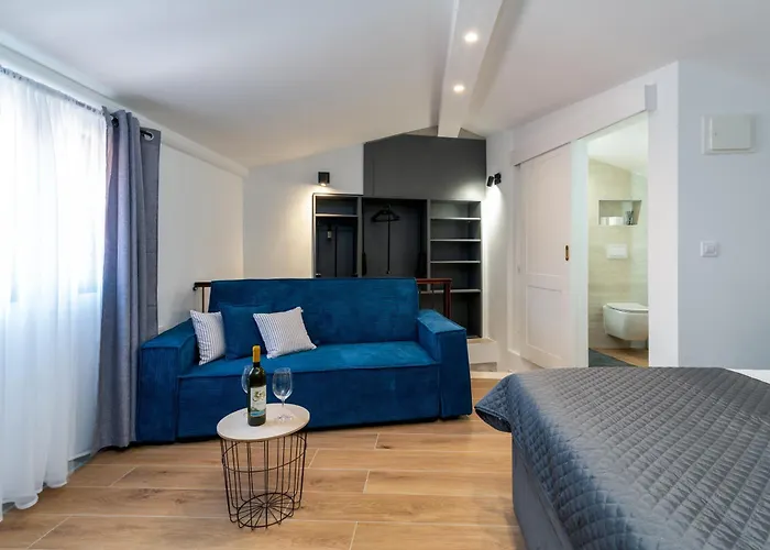 Andreis Luxury Retreat 3* 特罗吉尔