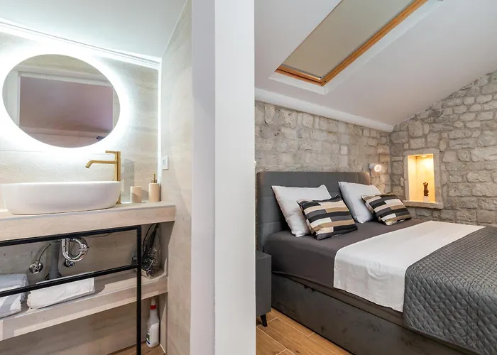 住宿加早餐酒店 Andreis Luxury Retreat 特罗吉尔